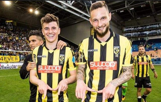 超过万人共 超过万人共