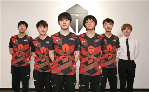 力为何与众 力为何与众