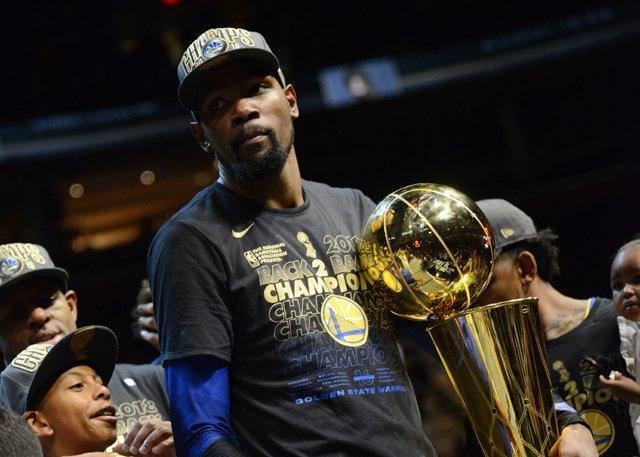 和主流生存 和主流生存